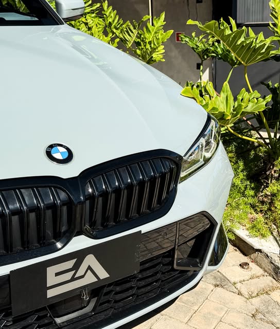 BMW 320I M SPORT - Imagem 4