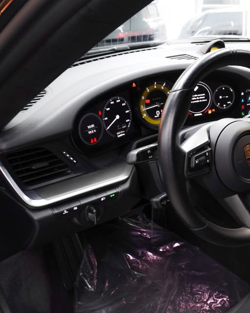 PORSCHE 911 - Imagem 5