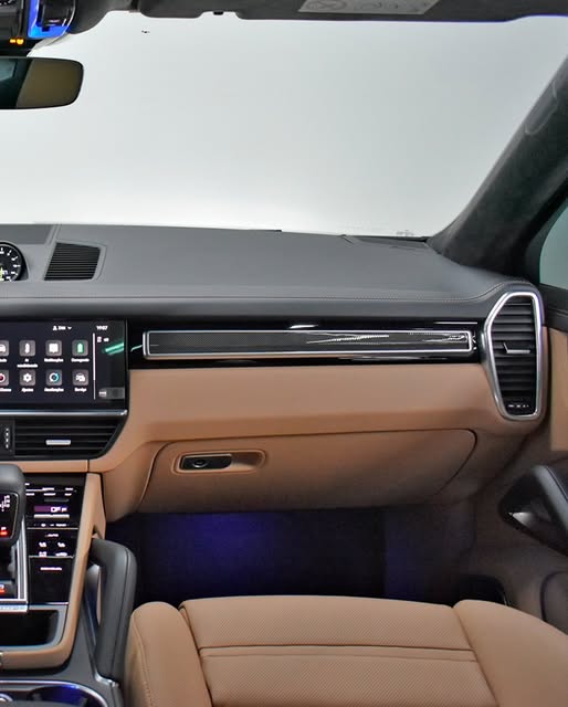 PORSCHE CAYENNE COUPÉ TURBO S E-HYBRID - Imagem 5