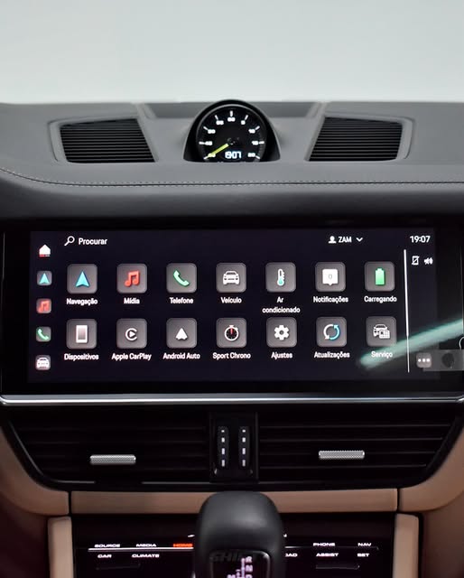 PORSCHE CAYENNE COUPÉ TURBO S E-HYBRID - Imagem 9