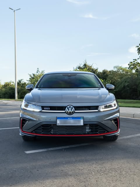 VOLKSWAGEN JETTA GLI - Imagem 2