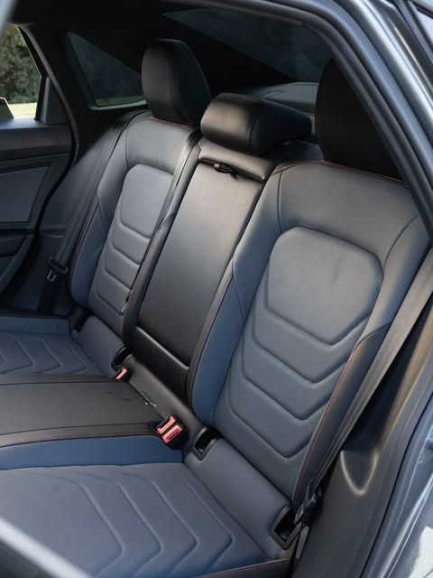 VOLKSWAGEN JETTA GLI - Imagem 6