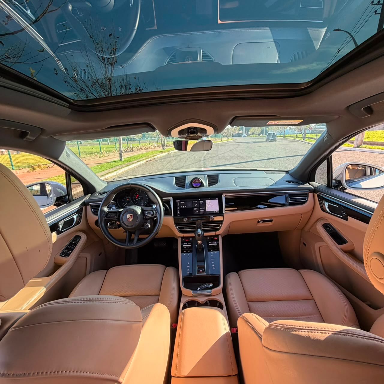 PORSCHE MACAN T - Imagem 12