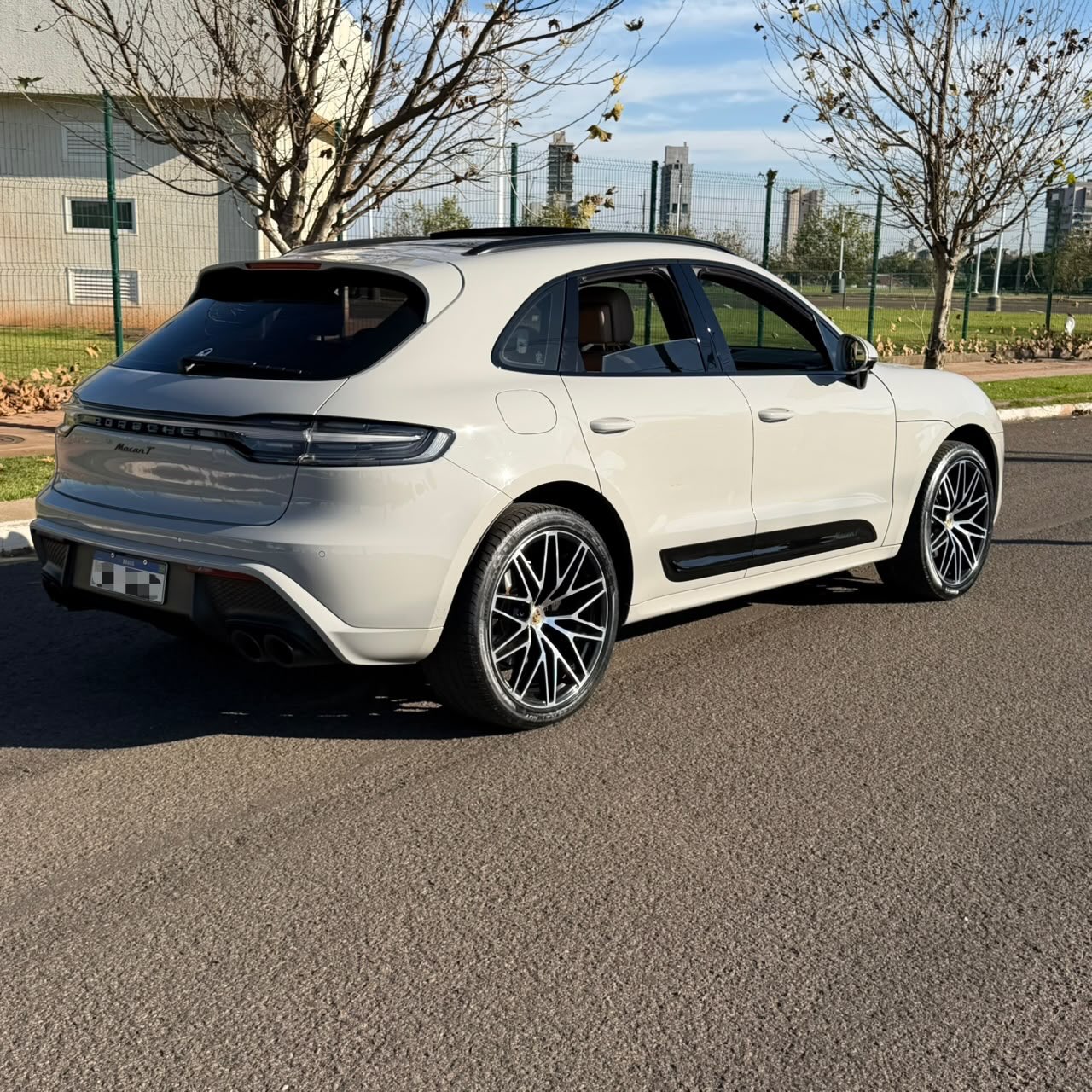 PORSCHE MACAN T - Imagem 5