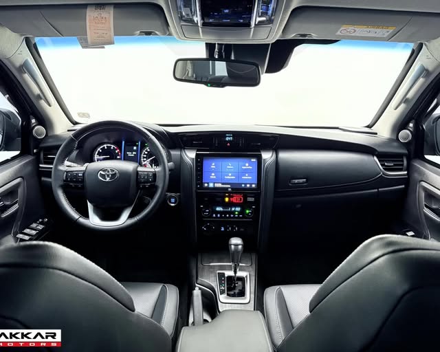 TOYOTA HILUX SW4 PLATINUM - Imagem 5