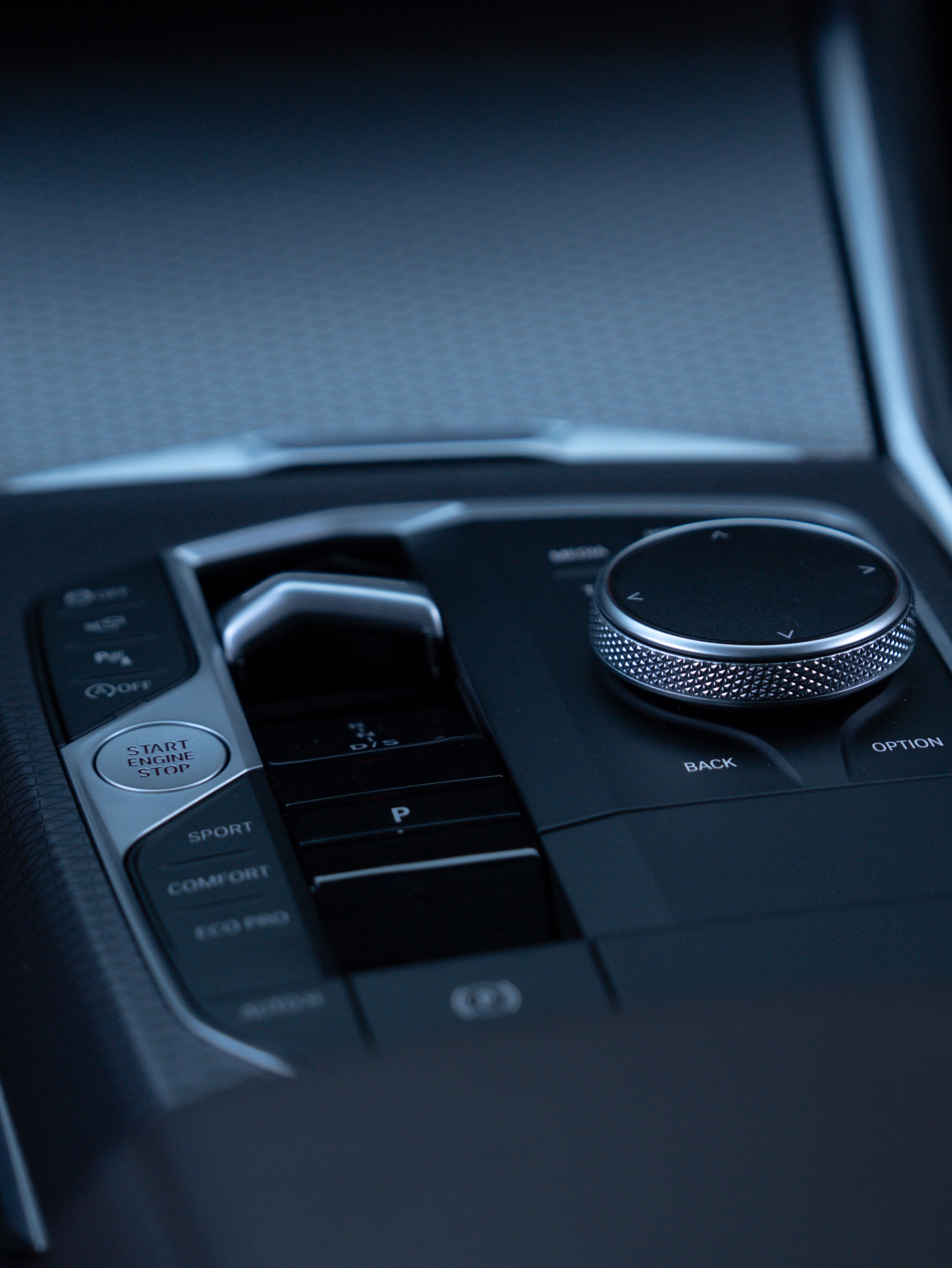BMW 320I M SPORT - Imagem 11