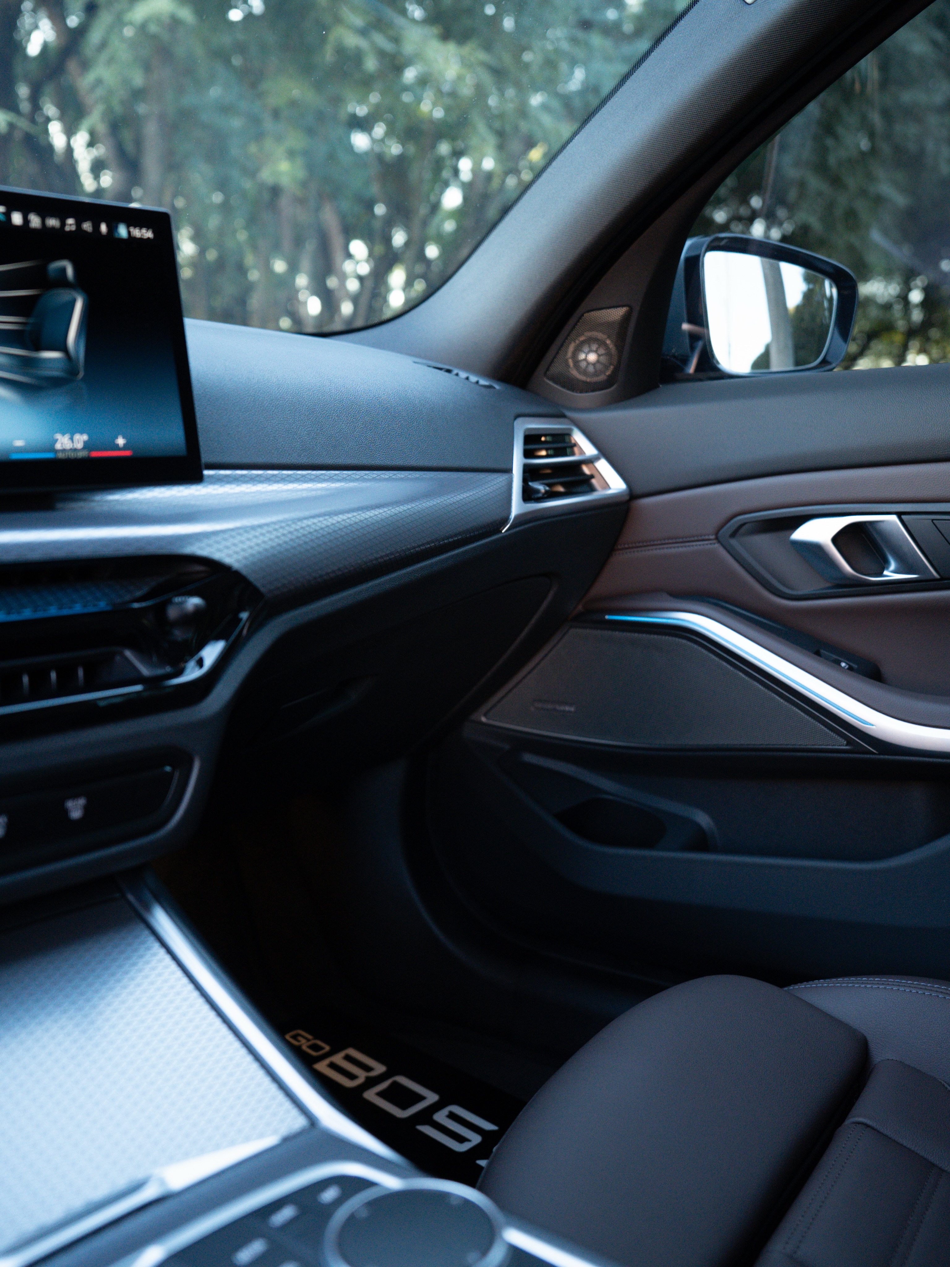 BMW 320I M SPORT - Imagem 12