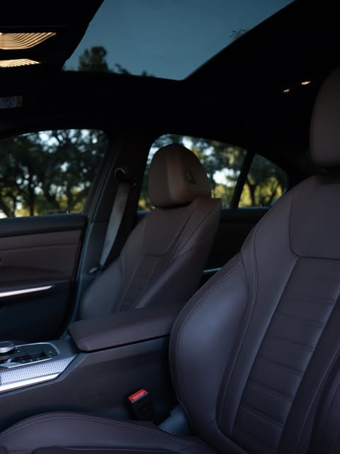 BMW 320I M SPORT - Imagem 13
