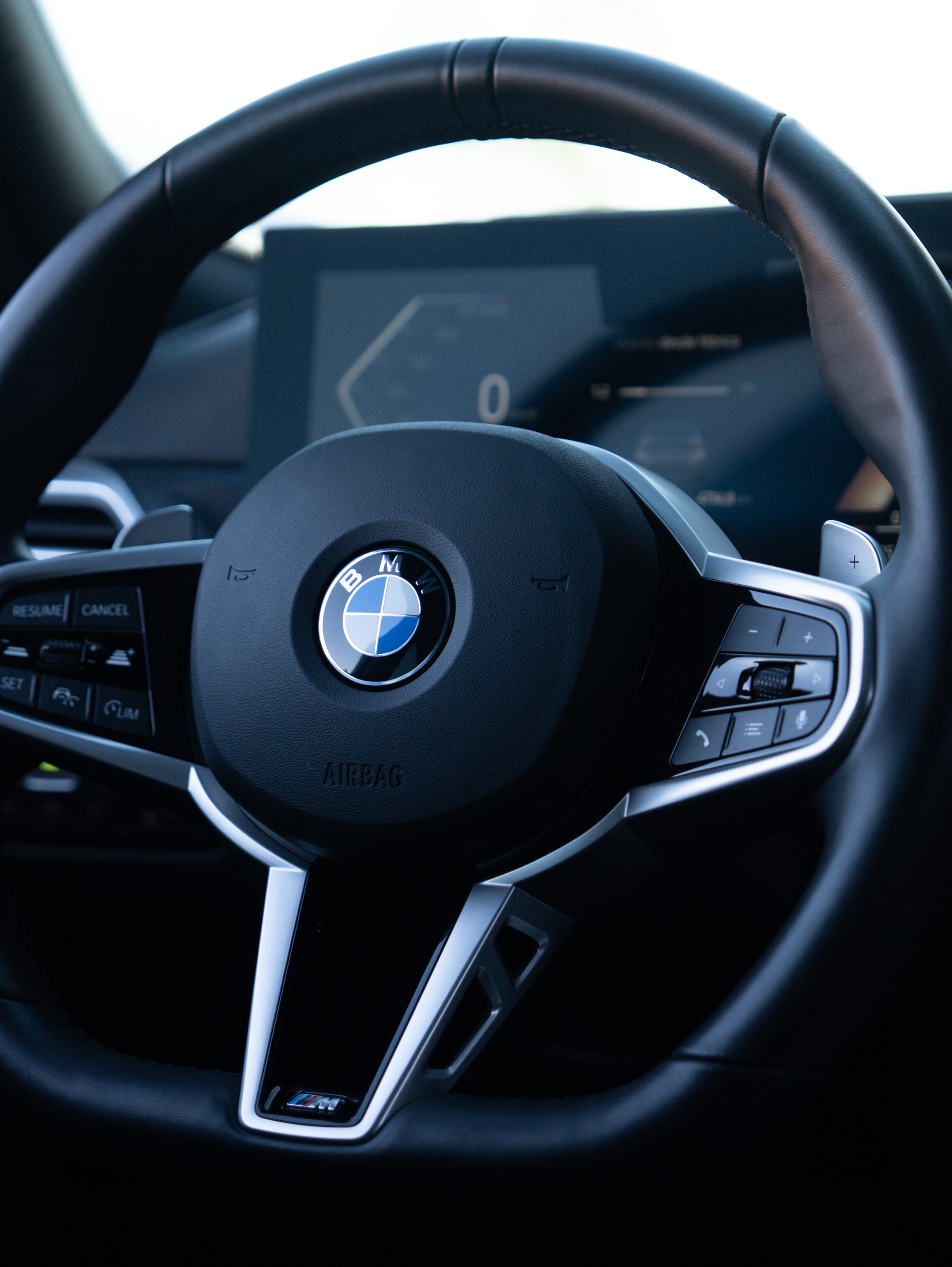 BMW 320I M SPORT - Imagem 7