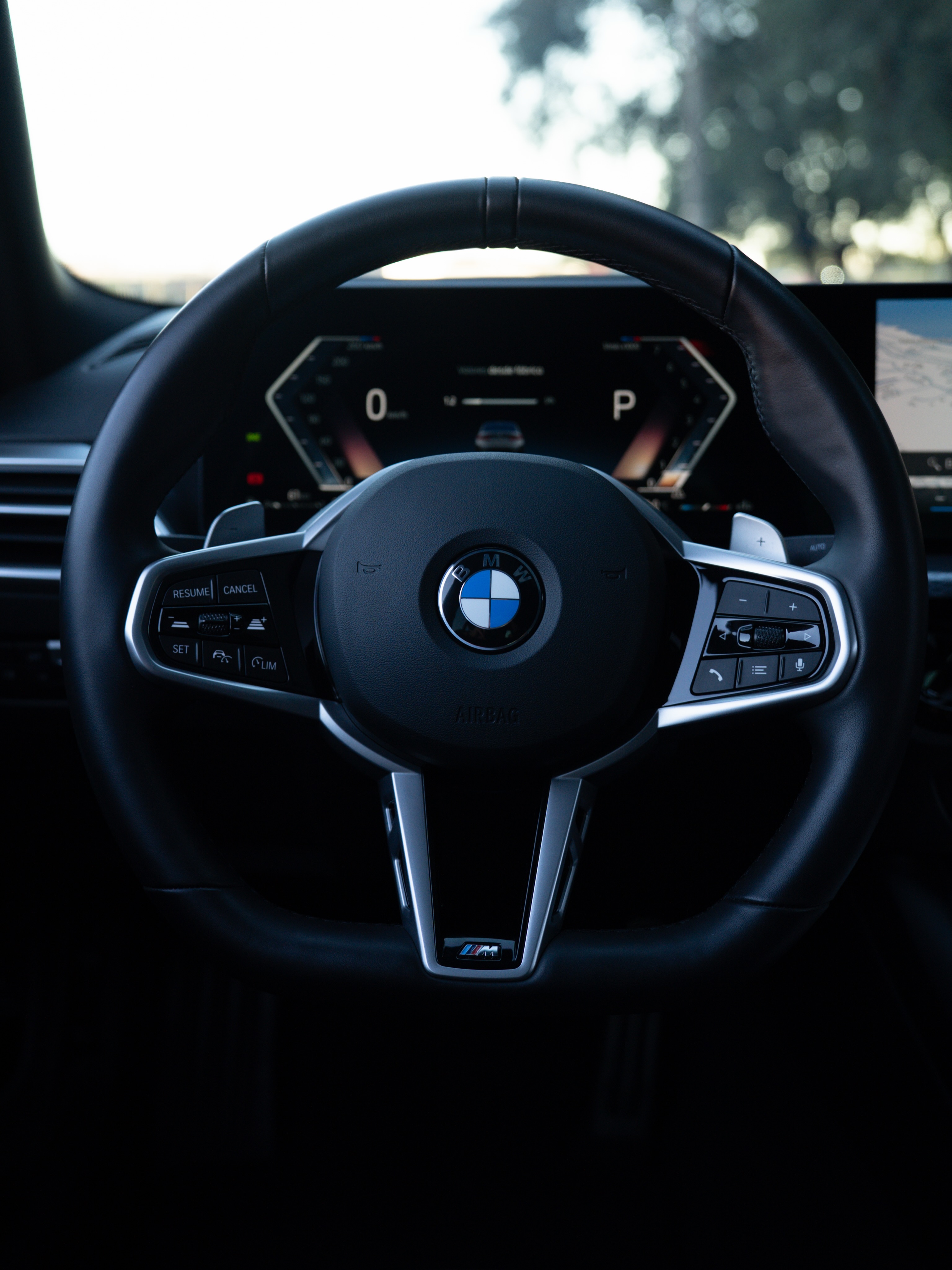 BMW 320I M SPORT - Imagem 8