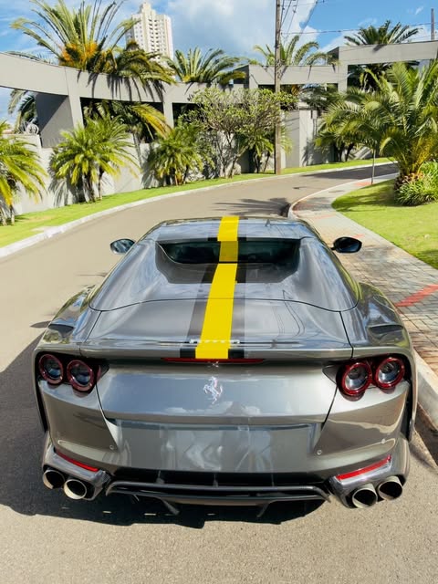 FERRARI 812 GTS - Imagem 3