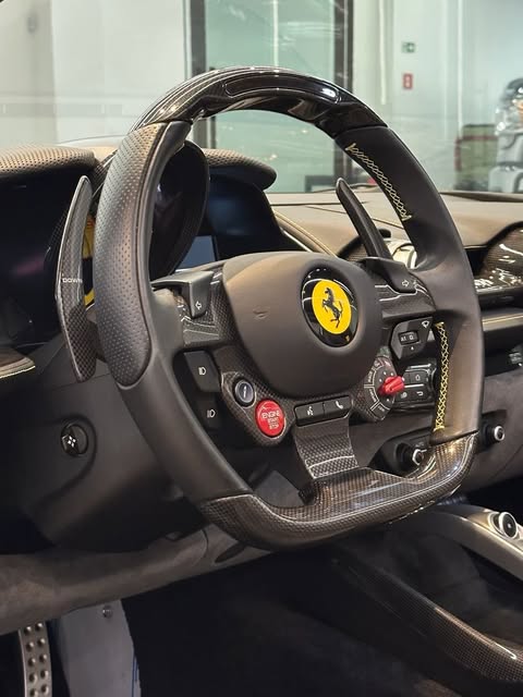 FERRARI 812 GTS - Imagem 4