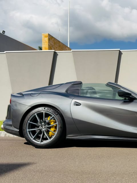 FERRARI 812 GTS - Imagem 6