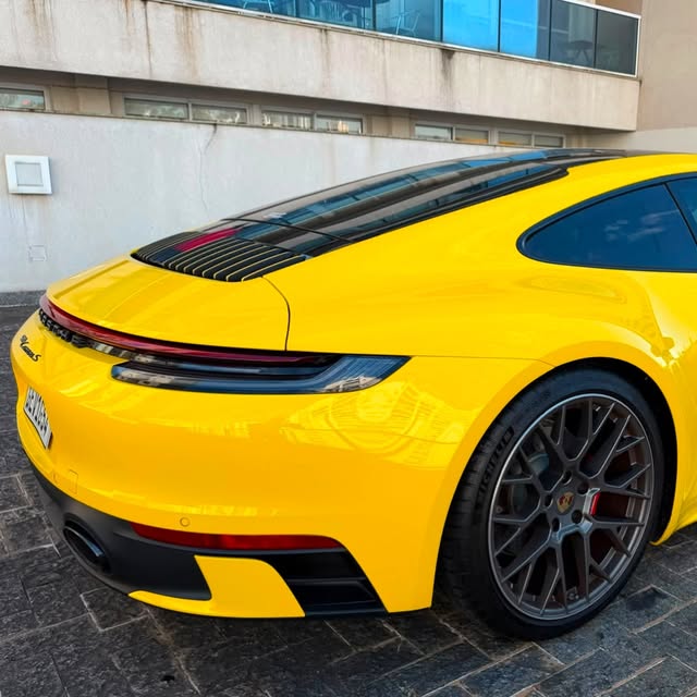PORSCHE 911 CARRERA S - Imagem 11