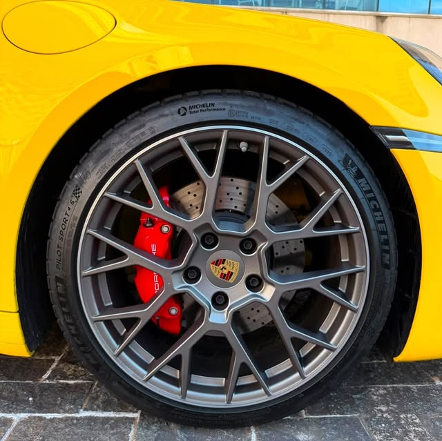 PORSCHE 911 CARRERA S - Imagem 4