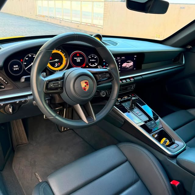PORSCHE 911 CARRERA S - Imagem 6