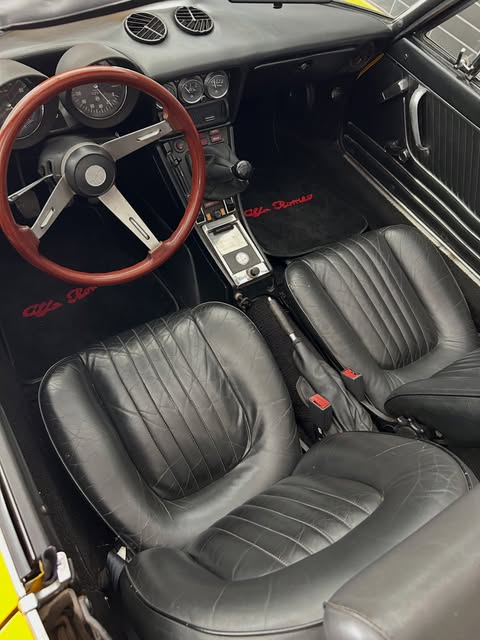 ALFA ROMEO 2000 SPIDER - Imagem 7