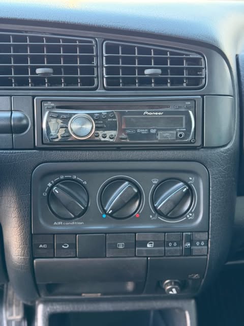 VOLKSWAGEN GOLF GL - Imagem 19