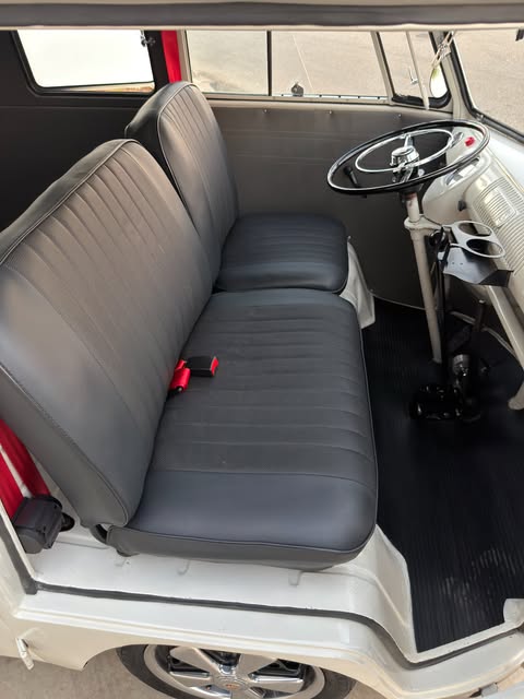 VOLKSWAGEN KOMBI AMBULÂNCIA - Imagem 17