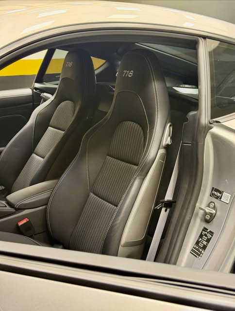 PORSCHE CAYMAN T - Imagem 11