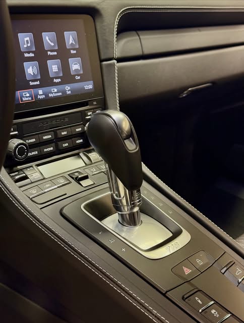PORSCHE CAYMAN T - Imagem 12