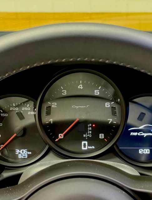 PORSCHE CAYMAN T - Imagem 9