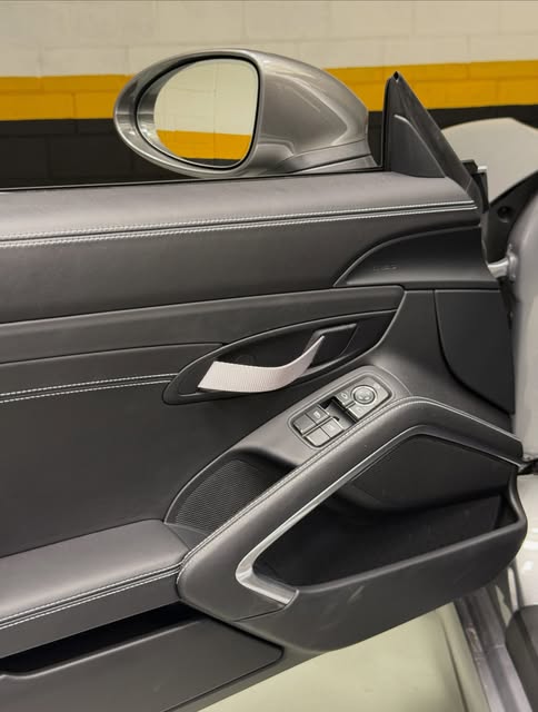 PORSCHE CAYMAN T - Imagem 10