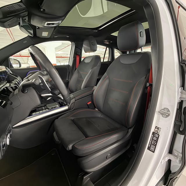 MERCEDES-BENZ GLA 35 AMG - Imagem 9