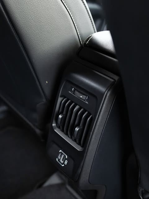 JEEP COMPASS LONGITUDE T270 TURBO FLEX AT6 - Imagem 12