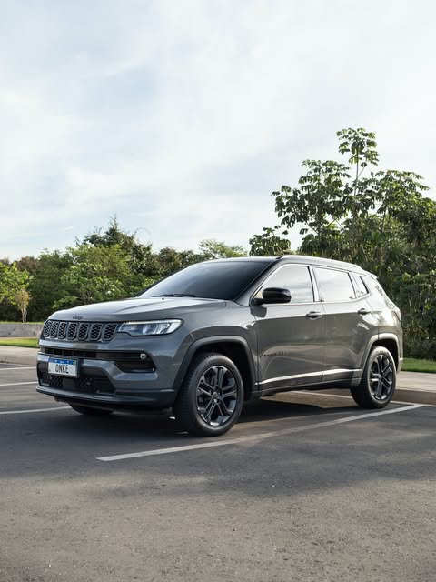 JEEP COMPASS LONGITUDE T270 TURBO FLEX AT6 - Imagem 3