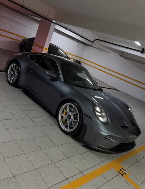 PORSCHE 911 GT3 TOURING - Imagem 16