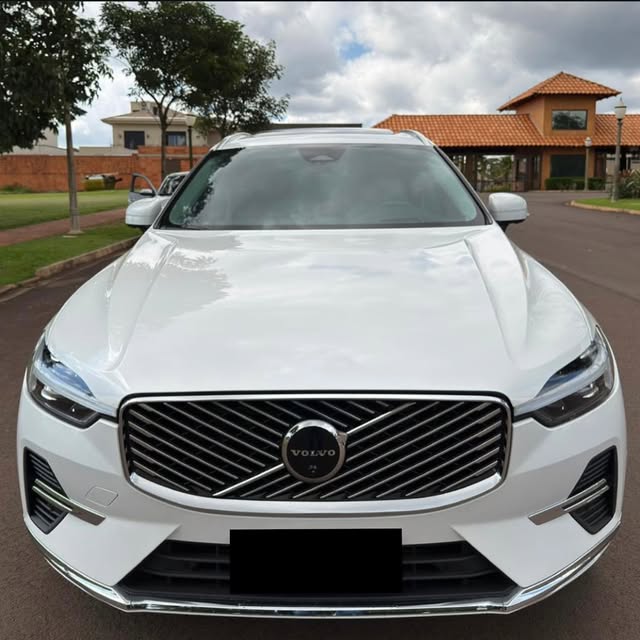 VOLVO XC60 T8 HYBRID ULTRA - Imagem 11