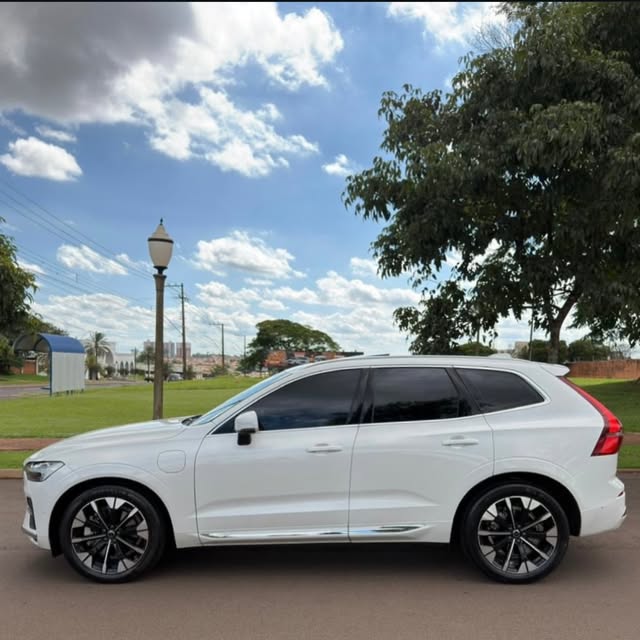 VOLVO XC60 T8 HYBRID ULTRA - Imagem 15