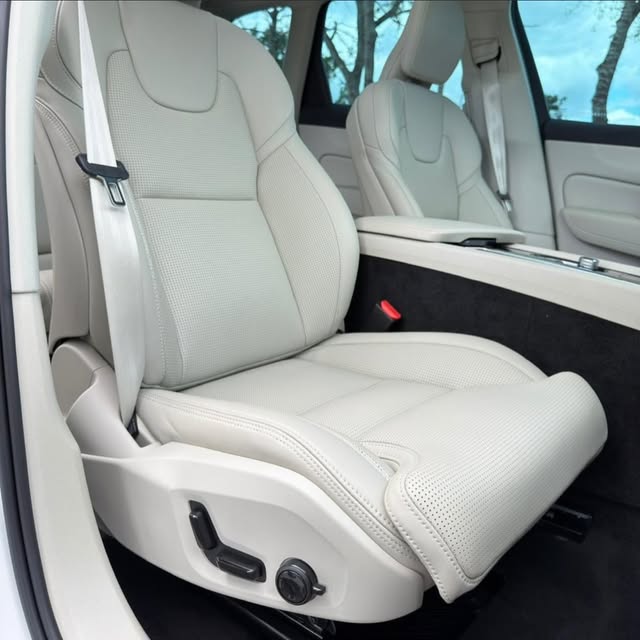 VOLVO XC60 T8 HYBRID ULTRA - Imagem 16
