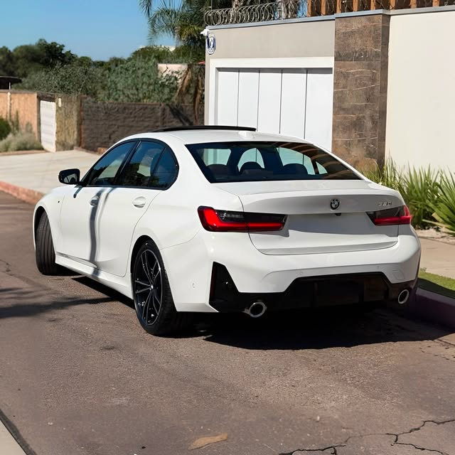 BMW 320I M SPORT - Imagem 3