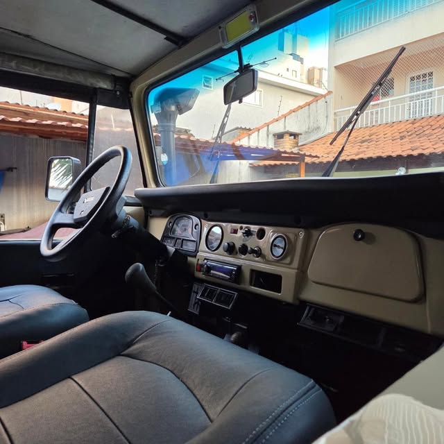 TOYOTA BANDEIRANTE - Imagem 8