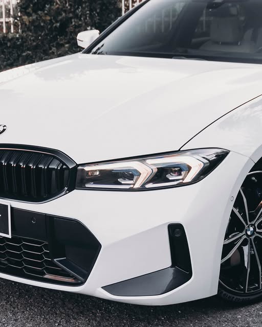 BMW 320I M SPORT - Imagem 9