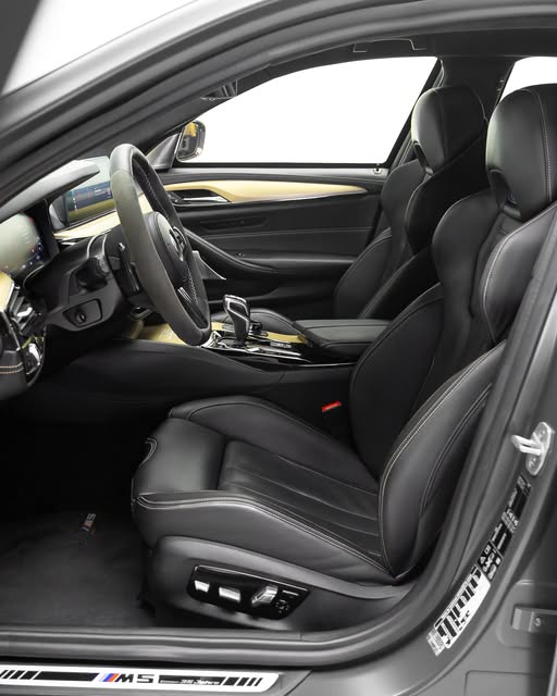 BMW M5 35 JAHRE - Imagem 4