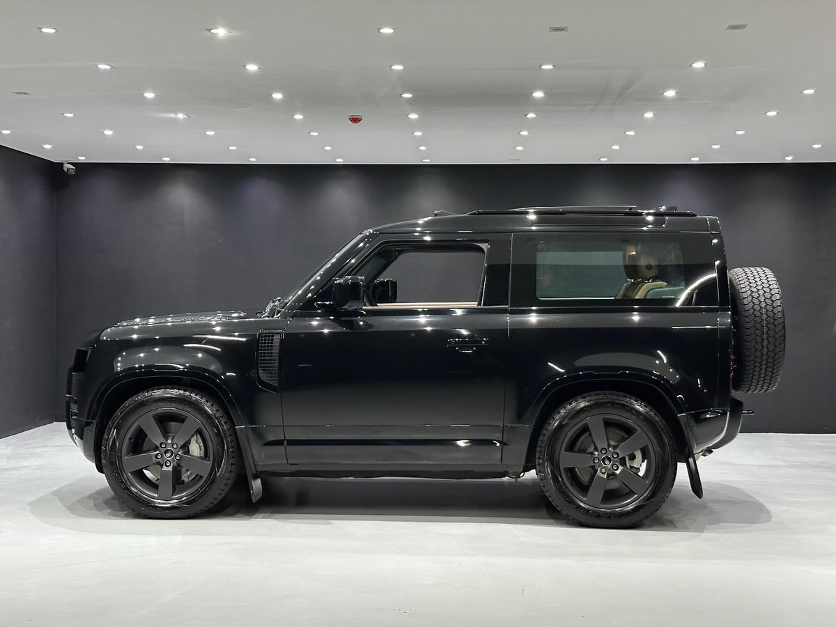 LAND ROVER DEFENDER 90X- DYNAMIC HSE AWD - Imagem 10