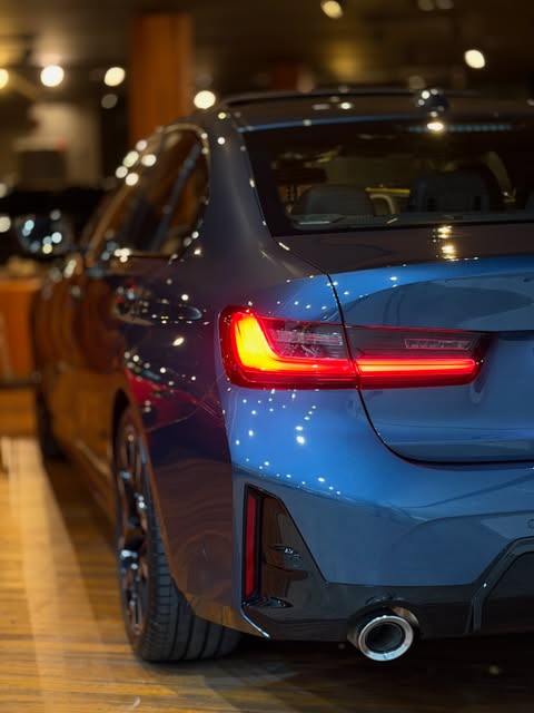 BMW 320 M SPORT - Imagem 8