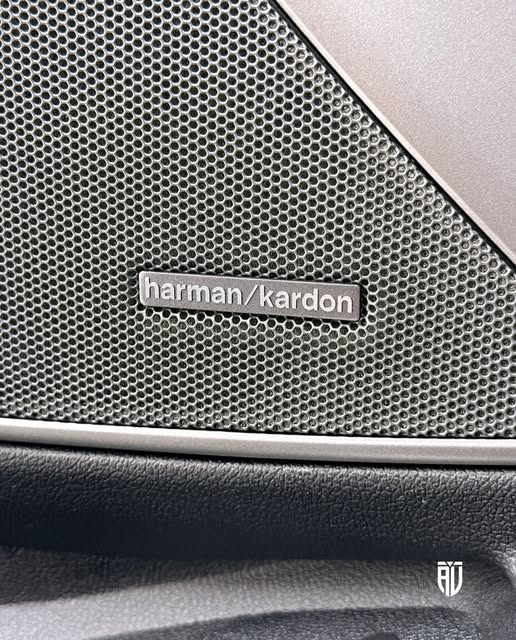 BMW 320I M SPORT - Imagem 11
