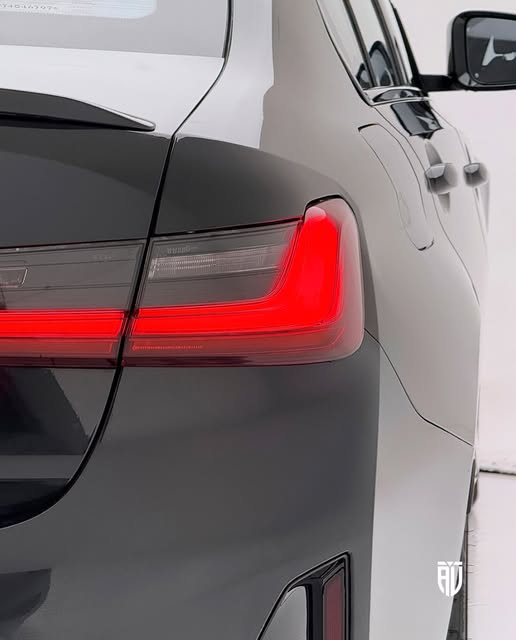 BMW 320I M SPORT - Imagem 4