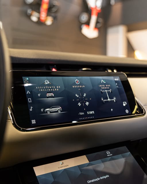 LAND ROVER EVOQUE SI4 HSE R-DYNAMIC - Imagem 6