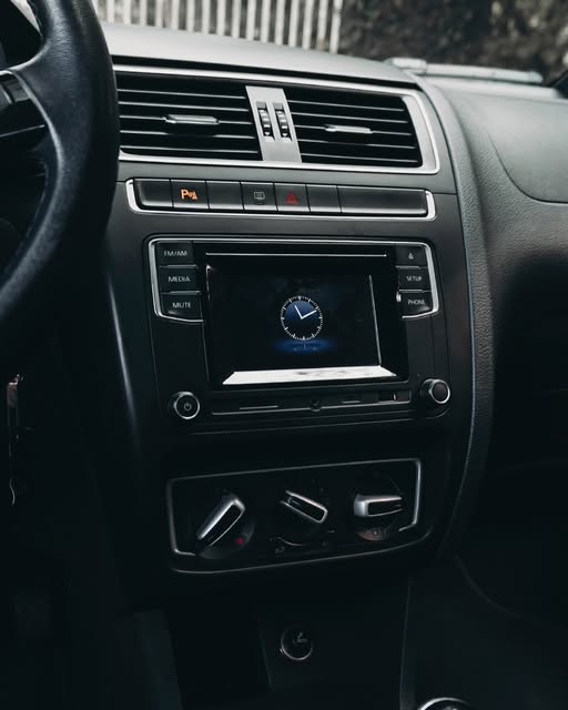 VOLKSWAGEN FOX RUN - Imagem 5