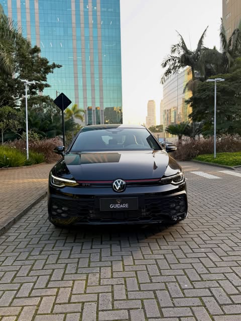 VOLKSWAGEN GOLF GTI - Imagem 2
