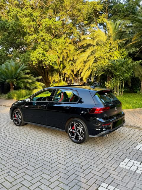 VOLKSWAGEN GOLF GTI - Imagem 4