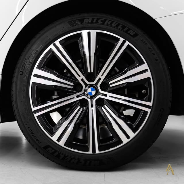 BMW 320I GP - Imagem 17