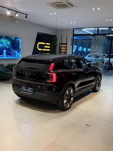 VOLVO EX30 ULTRA E60 - Imagem 3