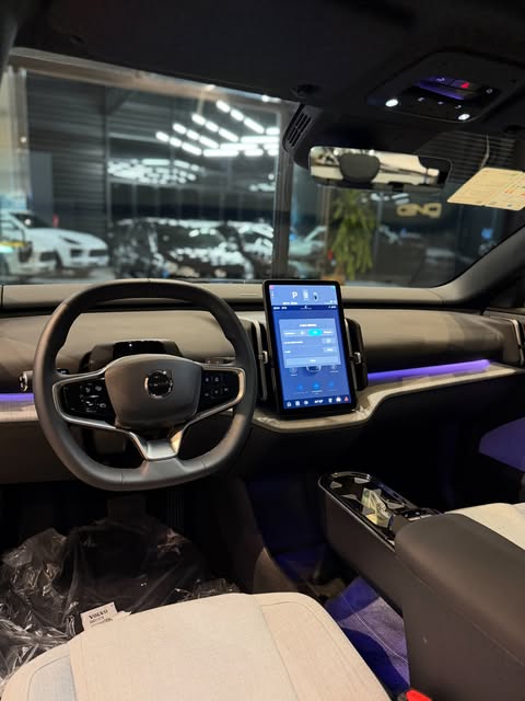 VOLVO EX30 ULTRA E60 - Imagem 7
