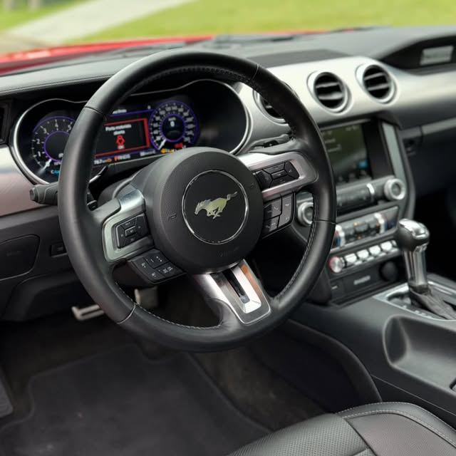 FORD MUSTANG GT PREMIUM - Imagem 5